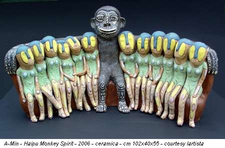 A-Min - Haipu Monkey Spirit - 2006 - ceramica - cm 102x40x55 - courtesy l'artista
