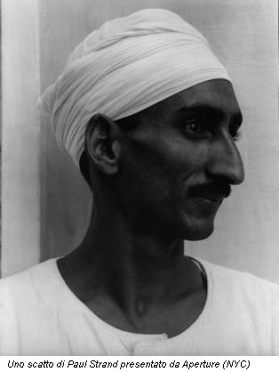 Uno scatto di Paul Strand presentato da Aperture (NYC)