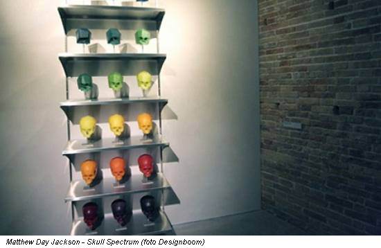 Matthew Day Jackson - Skull Spectrum (foto Designboom)