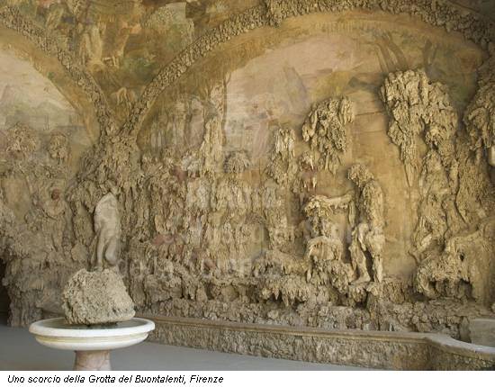 Uno scorcio della Grotta del Buontalenti, Firenze