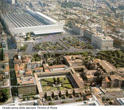 Veduta aerea della stazione Termini di Roma