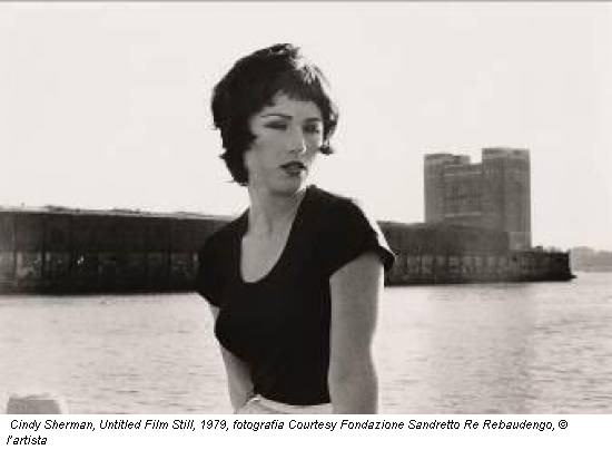 Cindy Sherman, Untitled Film Still, 1979, fotografia Courtesy Fondazione Sandretto Re Rebaudengo, &copy; l�artista