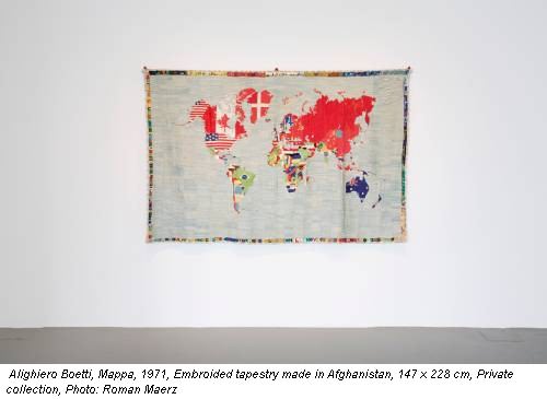 Alighiero Boetti, Mappa, 1971, Embroided tapestry made in Afghanistan, 147 x 228 cm, Private collection, Photo: Roman Maerz