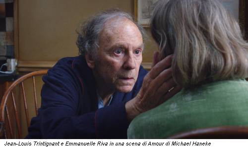 Jean-Louis Trintignant e Emmanuelle Riva in una scena di Amour di Michael Haneke