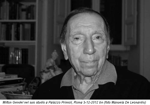 Milton Gendel nel suo studio a Palazzo Primoli, Roma 3-12-2012 bn (foto Manuela De Leonardis)