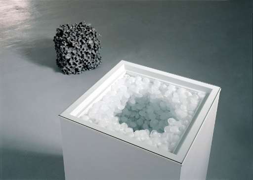 fino al 20.III.2005 | Light Sculpture | Vicenza, galleria d’arte 503 mulino fino al 20.III.2005 | Light Sculpture | Vicenza, galleria d’arte 503 mulino