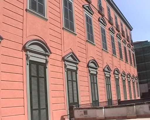 Una bomba chiamata Germano Celant sul cielo di Napoli