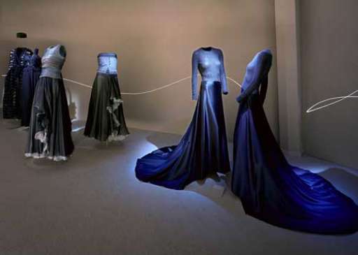 Armani vola in oriente. Al Mori Art Museum è di scena il re del made in Italy Armani vola in oriente. Al Mori Art Museum è di scena il re del made in Italy