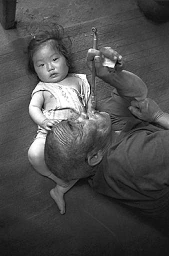 fino al 29.V.2005 | Franco Zecchin – Cavalieri della Mongolia | Roma, Stazione Termini