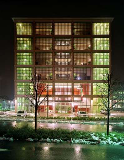 fino al 1.VI.2005 | Ogni uomo è un’isola, icone di un’estetica feriale | Torino, Allegretti Contemporanea