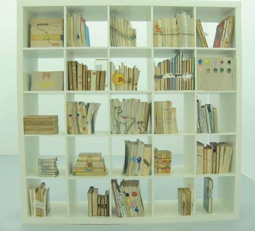 fino al 30.IX.2005 | Vedovamazzei | Napoli, Umberto Di Marino fino al 30.IX.2005 | Vedovamazzei | Napoli, Umberto Di Marino