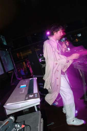 decibel_ resoconti festival | Dissonanze 2005 | Roma, Palazzo dei Congressi decibel_ resoconti festival | Dissonanze 2005 | Roma, Palazzo dei Congressi