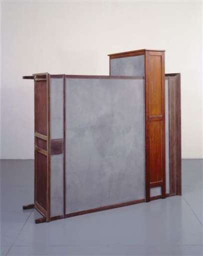 fino al 19.III.2006 | T1 – Doris Salcedo  | Rivoli (to), Castello di Rivoli