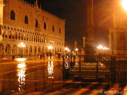 Città di luce, un convegno a Venezia per discutere di illuminazione urbana