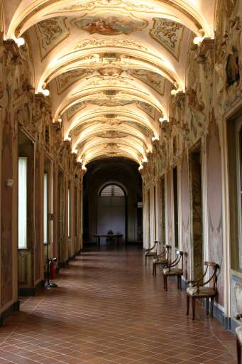 La Galleria Rococò di Jesi, in provincia di Ancona, torna al suo splendore