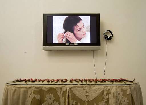 fino al 16.II.2006 | Dell’amore che lacera la pelle | Cupra Marittima (ap), Galleria Franco Marconi