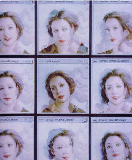 Arte nel nuovo showroom romano di Farhad Re. Con la femminilità postmoderna di Orlan