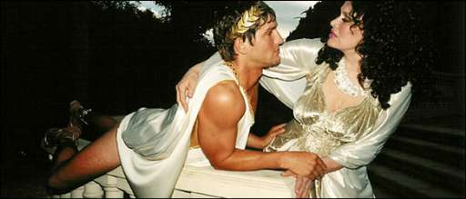 Al via la prima Biennale del Whitney post-americana. C’è anche Francesco Vezzoli (in replica)