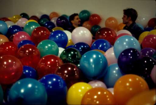 Fondazione Trussardi @ Arengario. A Milano l’eccentrico e irriverente Martin Creed