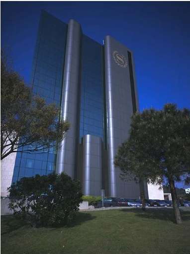 Nuove frontiere del lusso? Anche l’Hotel Sheraton di Genova offre ai clienti… arte contemporanea