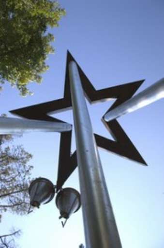 E Zorio inventò l’arte “arbitraria”. A Scandicci presentazione della fontana per Arte all’Arte E Zorio inventò l’arte “arbitraria”. A Scandicci presentazione della fontana per Arte all’Arte