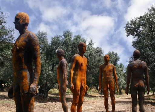 fino all’8.X.2006 | Intersezioni – Antony Gormley | Roccelletta di Borgia (cz), Parco Archeologico Scolacium fino all’8.X.2006 | Intersezioni – Antony Gormley | Roccelletta di Borgia (cz), Parco Archeologico Scolacium