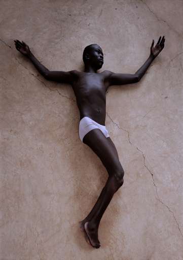fino al 22.XI.2006 | Vanessa Beecroft – VB South Sudan | Milano, Lia Rumma fino al 22.XI.2006 | Vanessa Beecroft – VB South Sudan | Milano, Lia Rumma