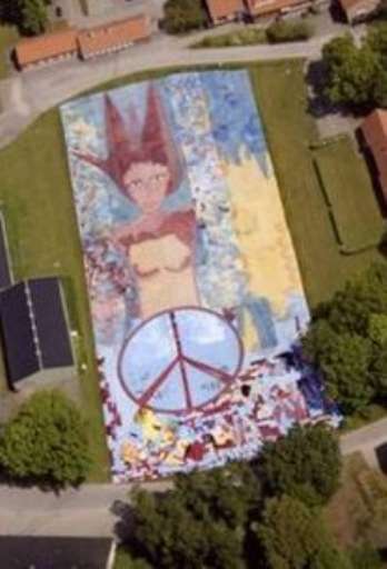 All’asta su Ebay il dipinto più grande del mondo, ottomila metri quadrati!