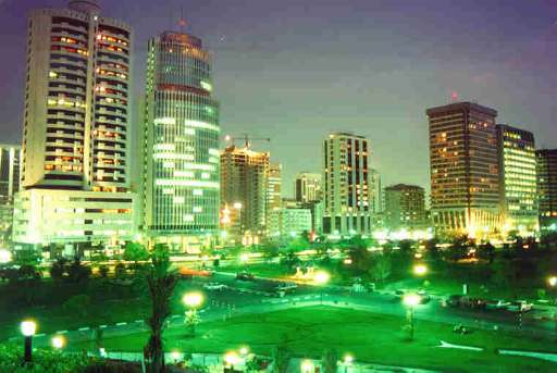 Anche il Louvre alle grandi manovre. Sede ad Abu Dhabi nel 2012?