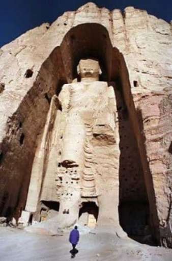 “Ricostruiamo i Buddha di Bamiyan”. Progetto per i monumenti distrutti dai Talebani