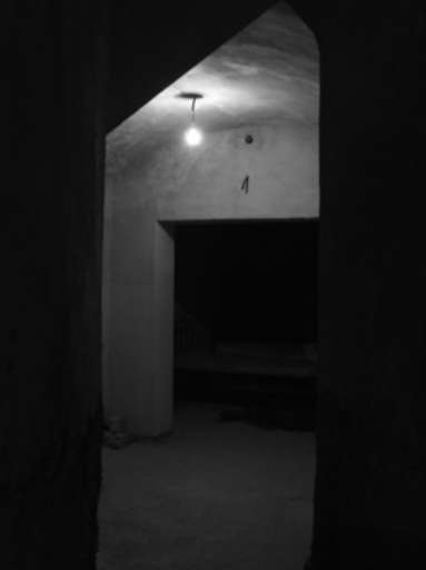 Tra il bunker e il sepolcro. A Roma installazione di Hôtel de la Lune