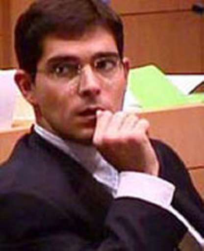 Una “spia” su Exibart.onpaper. Per la nuova rubrica, su arte e politica…