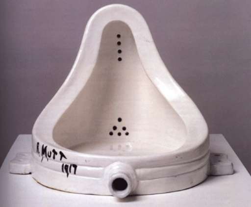 Scarabocchiare l’Urinatoio di Duchamp? È un gesto Dada. Assolto! Scarabocchiare l’Urinatoio di Duchamp? È un gesto Dada. Assolto!