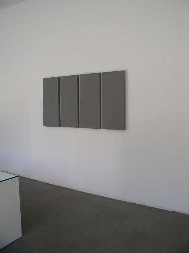 fino al 27.IV.2007 | Alan Charlton | Milano, A arte Studio Invernizzi fino al 27.IV.2007 | Alan Charlton | Milano, A arte Studio Invernizzi