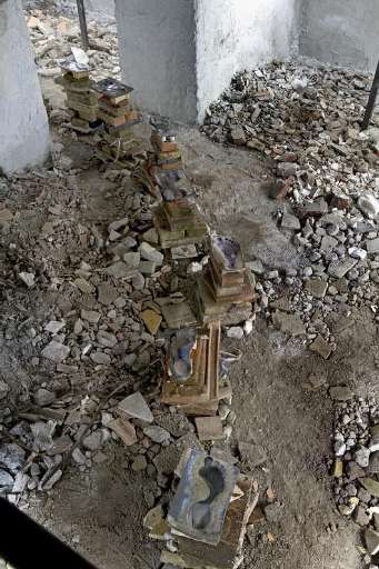 fino al 30.IV.2007 | Bruno Ceccobelli | Roma, Fondazione Volume! fino al 30.IV.2007 | Bruno Ceccobelli | Roma, Fondazione Volume!