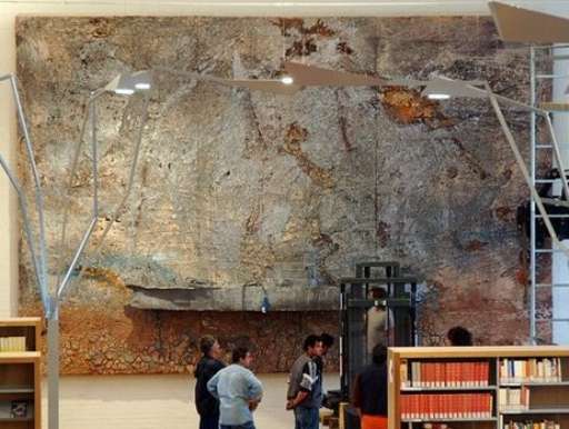In biblioteca? I libri di Anselm Kiefer… Guardate cosa succede a Pistoia