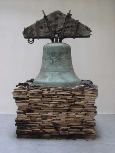 fino al 25.VI.2007 | Claudio Parmiggiani | Bologna, Galleria de’ Foscherari