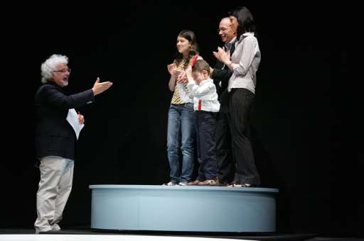 Trento, ecco la famiglia che diventerà il “Monument” di Gillian Wearing