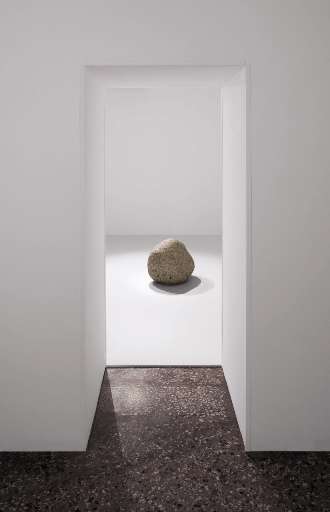 fino al 21.XI.2007 | Lee Ufan | Venezia, Palazzo Palumbo Fossati