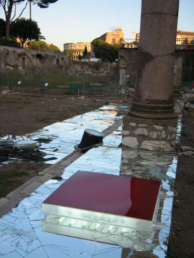 fino al 15.X.2007 | Alfredo Pirri | Roma, Foro di Cesare fino al 15.X.2007 | Alfredo Pirri | Roma, Foro di Cesare