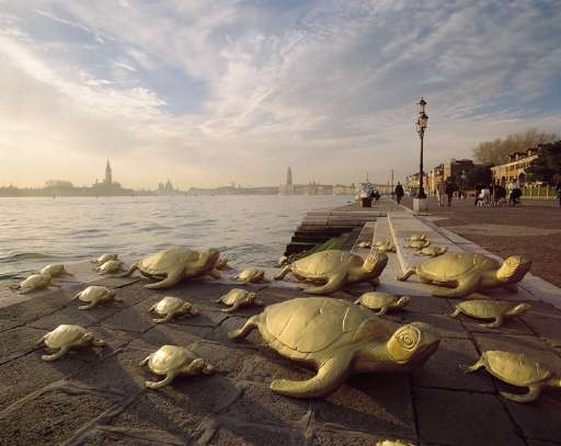 fino al 21.X.2007 | Cracking Art Group | Milano, Fondazione Mazzotta fino al 21.X.2007 | Cracking Art Group | Milano, Fondazione Mazzotta