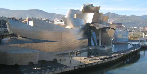 Guggenheim Bilbao, nel decimo anniversario anche il decimo milione di visitatori