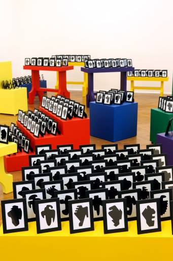 fino al 31.V.2008 | Allan McCollum / Allen Ruppersberg | Milano, Studio Guenzani fino al 31.V.2008 | Allan McCollum / Allen Ruppersberg | Milano, Studio Guenzani