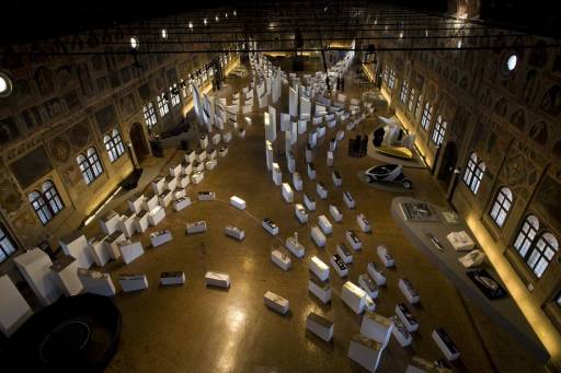 fino all’1.III.2010 | Zaha Hadid | Padova, Palazzo della Ragione fino all’1.III.2010 | Zaha Hadid | Padova, Palazzo della Ragione