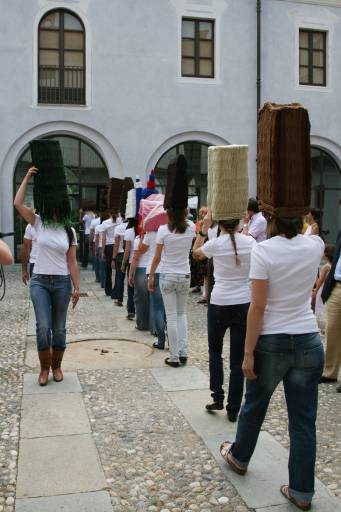 fino al 10.X.2010 | Tania Bruguera / Meschac Gaba | Caraglio (cn), Cesac