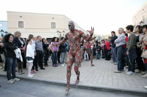 fino al 28.VII.2011  | Body painting e Performance Rabarama | Sicilia Fashion Village, Agira (en)