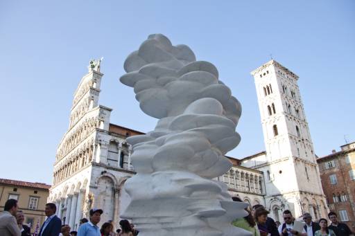 PERCHE’ L’ARTE HA MILLE FACCE. TONY CRAGG A LUCCA CON “IT’S, IT ISN’T” PERCHE’ L’ARTE HA MILLE FACCE. TONY CRAGG A LUCCA CON “IT’S, IT ISN’T”