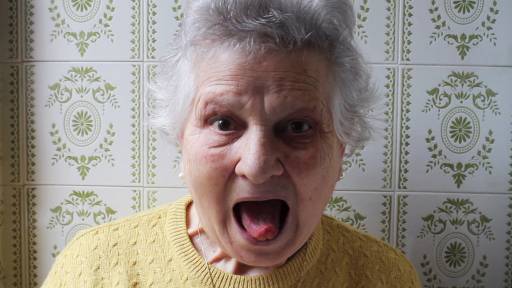 15 – 22 aprile 2014 | Video d’artista in pizzeria e sculture al McDonald’s