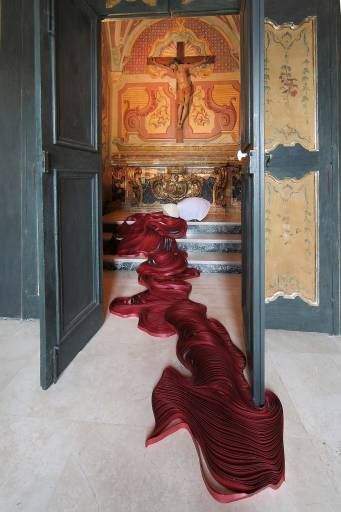 Fino al 7.IX.2014 | Daniele Papuli | Metamorfosi. Sculture e installazioni di carta | Palazzo Ducale, Martina Franca