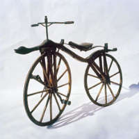 Bicicletta Draisina a pedali di modello francese Francia 1855. Museo della Scienza e della Tecnica di Milano